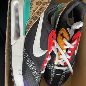 Nike air max dawn SE multicolor- NEW